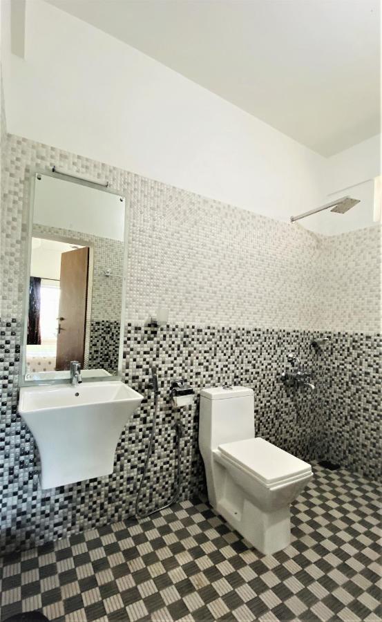 White Shell Beach House Каннур Экстерьер фото