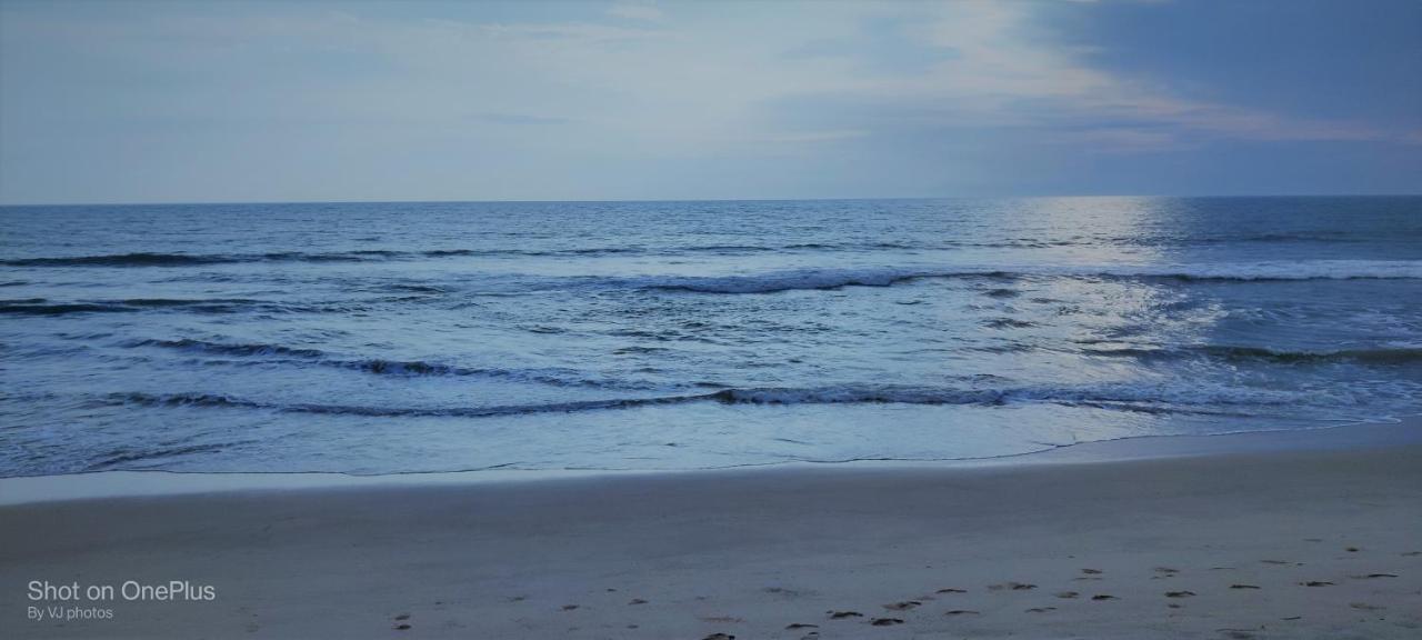 White Shell Beach House Каннур Экстерьер фото
