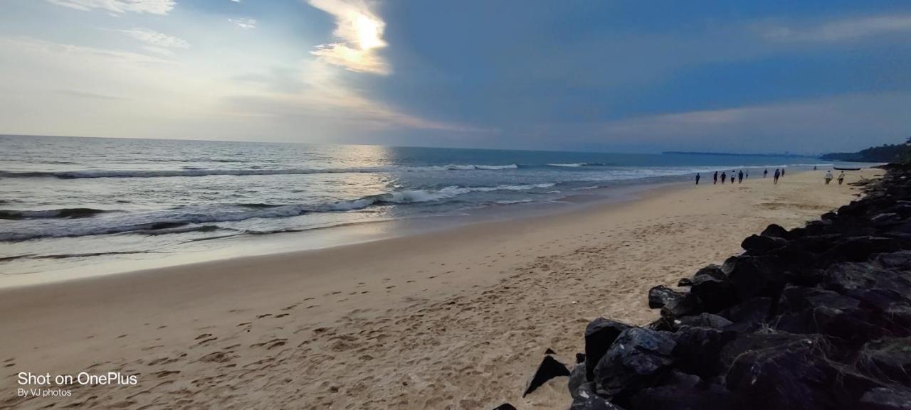 White Shell Beach House Каннур Экстерьер фото